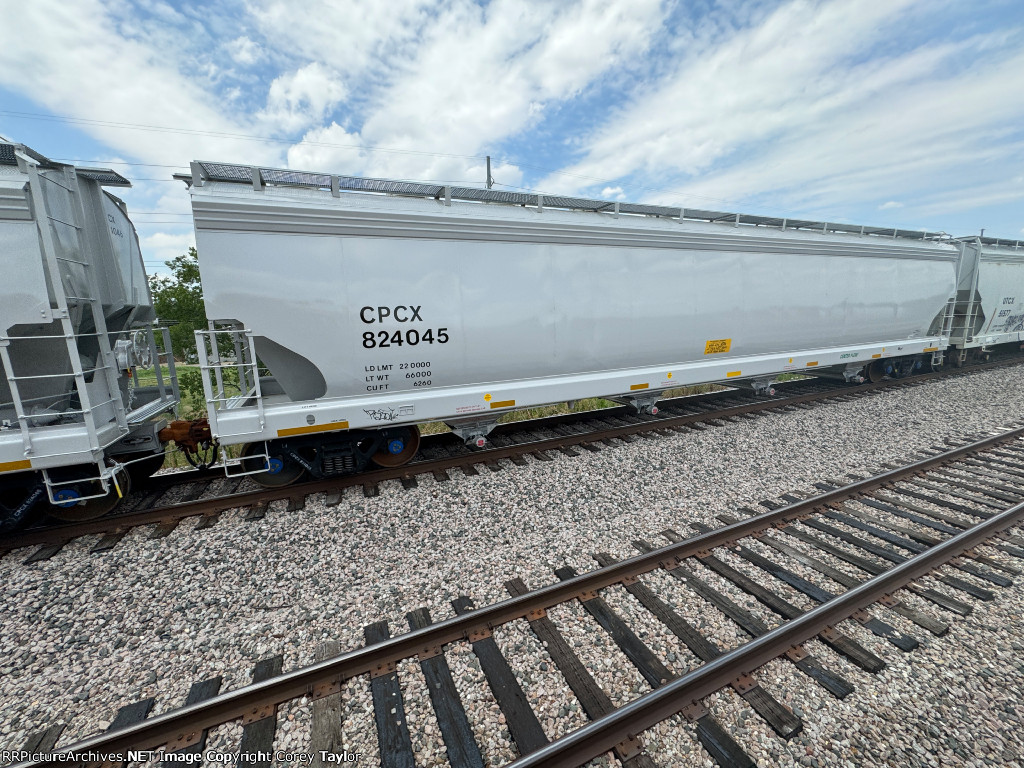 CPCX 824045